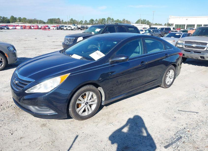 Photo 2 of 2014 Hyundai Sonata GLS (VIN 5NPEB4AC3EH847735)