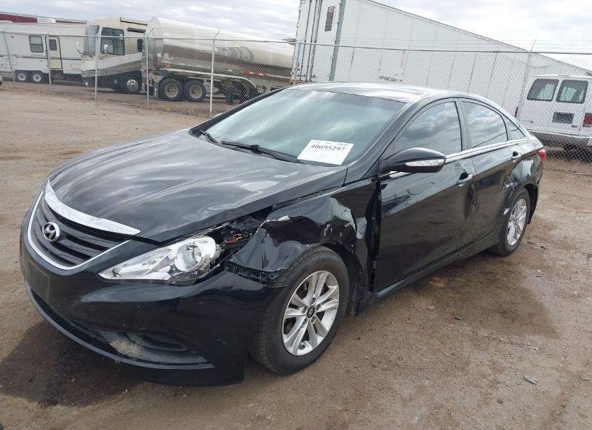 Photo 2 of 2014 Hyundai Sonata GLS (VIN 5NPEB4AC3EH855723)