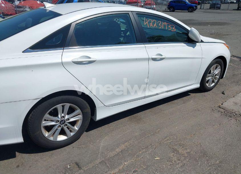 Photo 4 of 2014 Hyundai Sonata GLS (VIN 5NPEB4AC3EH860078)