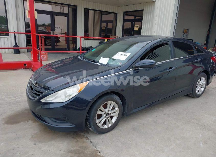 Photo 2 of 2014 Hyundai Sonata GLS (VIN 5NPEB4AC3EH900501)