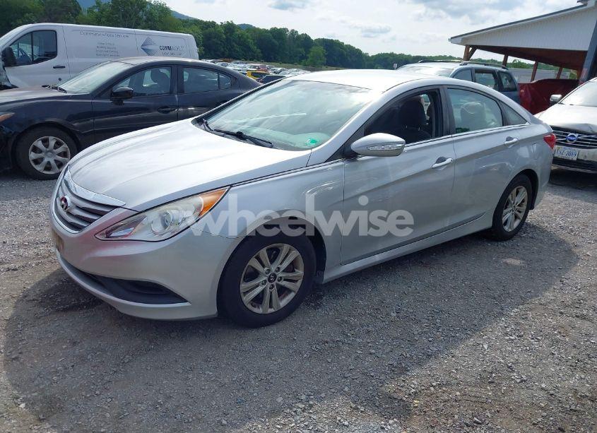 Photo 2 of 2014 Hyundai Sonata GLS (VIN 5NPEB4AC3EH926435)