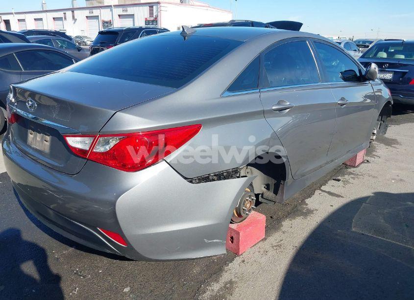 Photo 4 of 2014 Hyundai Sonata GLS (VIN 5NPEB4AC3EH941078)