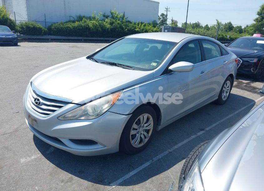 Photo 2 of 2011 Hyundai Sonata GLS (VIN 5NPEB4AC4BH013906)