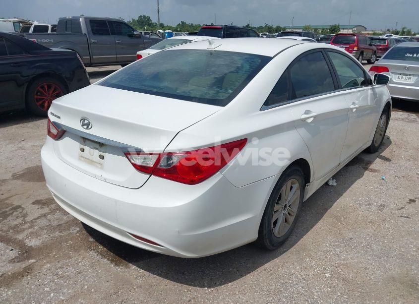 Photo 4 of 2011 Hyundai Sonata GLS (VIN 5NPEB4AC4BH026560)