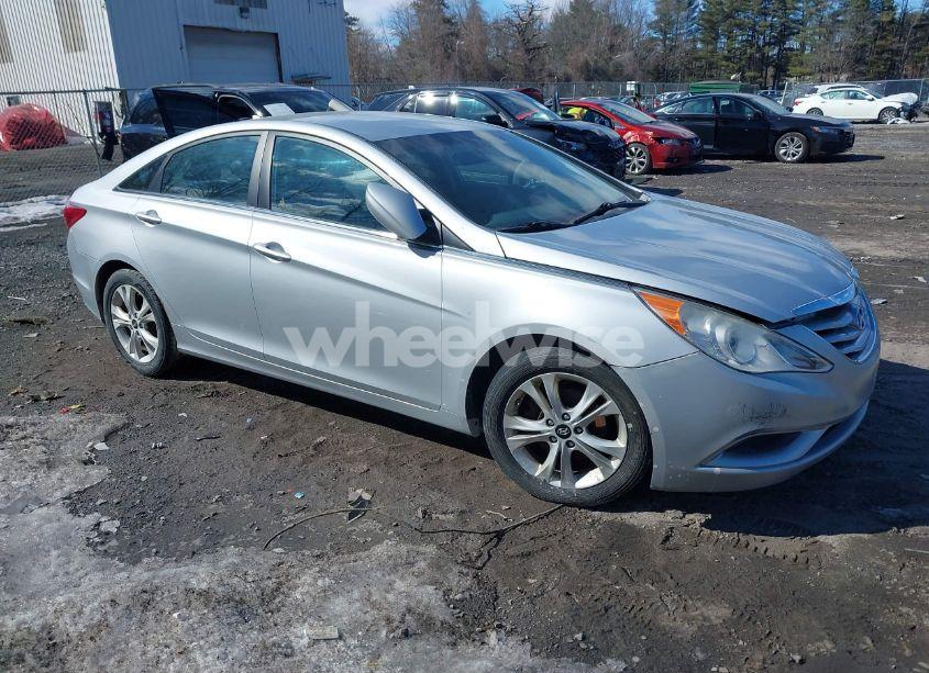 2011 Hyundai Sonata GLS (VIN 5NPEB4AC4BH046727) main photo