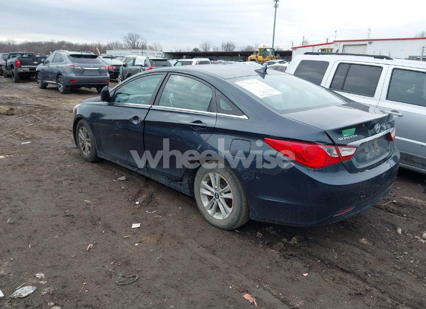 Photo 3 of 2011 Hyundai Sonata GLS (VIN 5NPEB4AC4BH050518)
