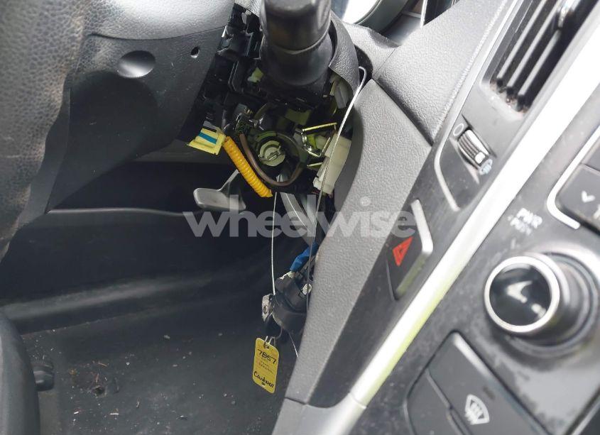 Photo 6 of 2011 Hyundai Sonata GLS (VIN 5NPEB4AC4BH050518)