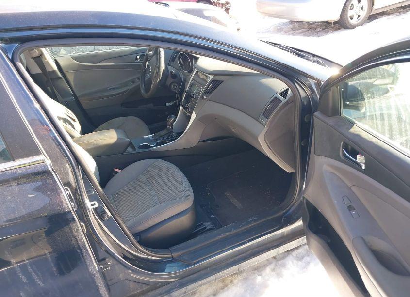 Photo 5 of 2011 Hyundai Sonata GLS (VIN 5NPEB4AC4BH050521)