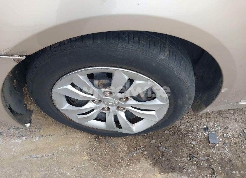 Photo 12 of 2011 Hyundai Sonata GLS (VIN 5NPEB4AC4BH060546)