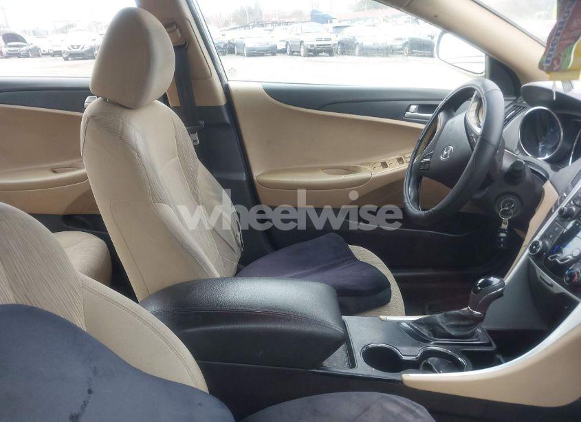 Photo 5 of 2011 Hyundai Sonata GLS (VIN 5NPEB4AC4BH060546)