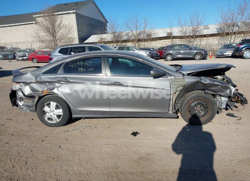 Photo 13 of 2011 Hyundai Sonata GLS (VIN 5NPEB4AC4BH068579)