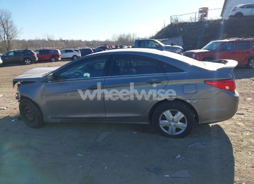 Photo 14 of 2011 Hyundai Sonata GLS (VIN 5NPEB4AC4BH068579)
