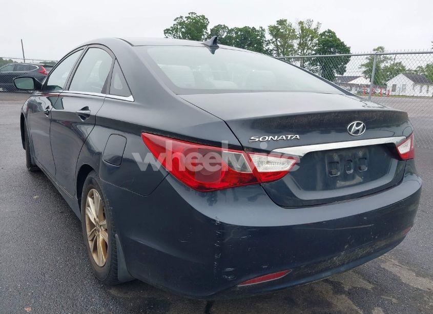 Photo 3 of 2011 Hyundai Sonata GLS (VIN 5NPEB4AC4BH095104)