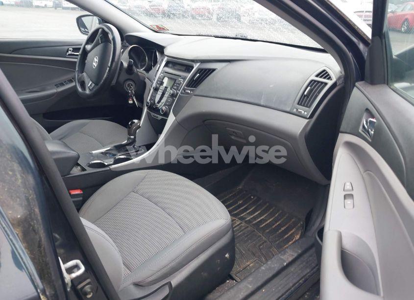 Photo 5 of 2011 Hyundai Sonata GLS (VIN 5NPEB4AC4BH095104)