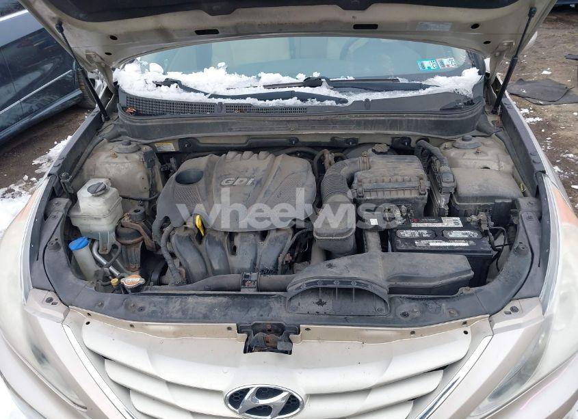 Photo 10 of 2011 Hyundai Sonata GLS (VIN 5NPEB4AC4BH106859)