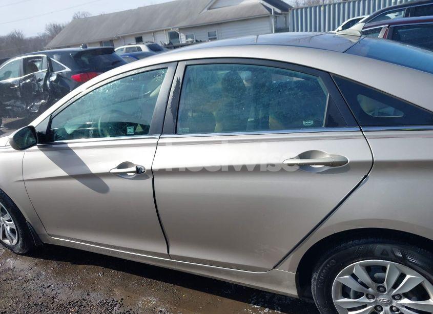 Photo 14 of 2011 Hyundai Sonata GLS (VIN 5NPEB4AC4BH106859)