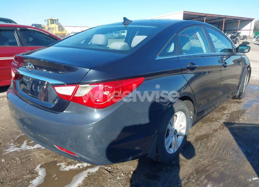 Photo 4 of 2011 Hyundai Sonata GLS (VIN 5NPEB4AC4BH111785)