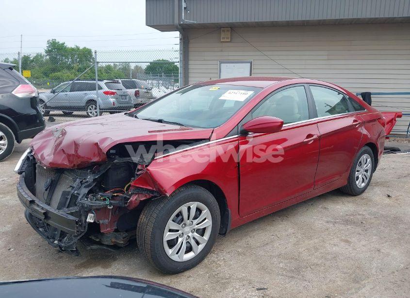 Photo 2 of 2011 Hyundai Sonata GLS (VIN 5NPEB4AC4BH112130)