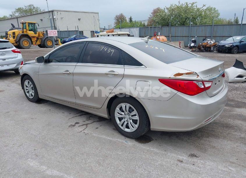 Photo 3 of 2011 Hyundai Sonata GLS (VIN 5NPEB4AC4BH113715)