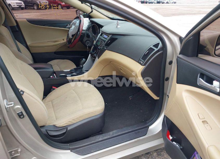 Photo 5 of 2011 Hyundai Sonata GLS (VIN 5NPEB4AC4BH113715)