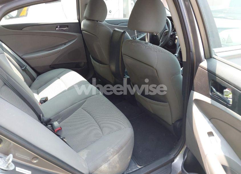 Photo 8 of 2011 Hyundai Sonata GLS (VIN 5NPEB4AC4BH117067)