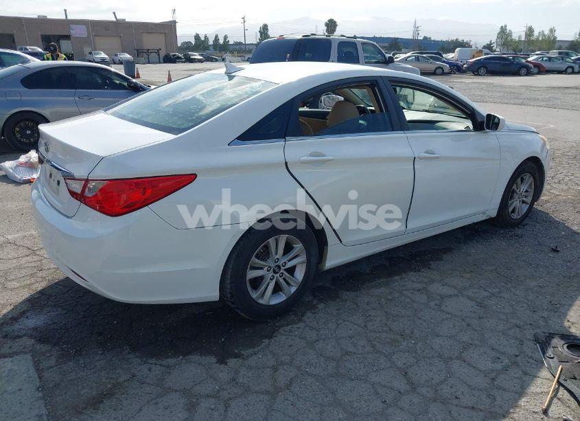 Photo 4 of 2011 Hyundai Sonata GLS (VIN 5NPEB4AC4BH150781)