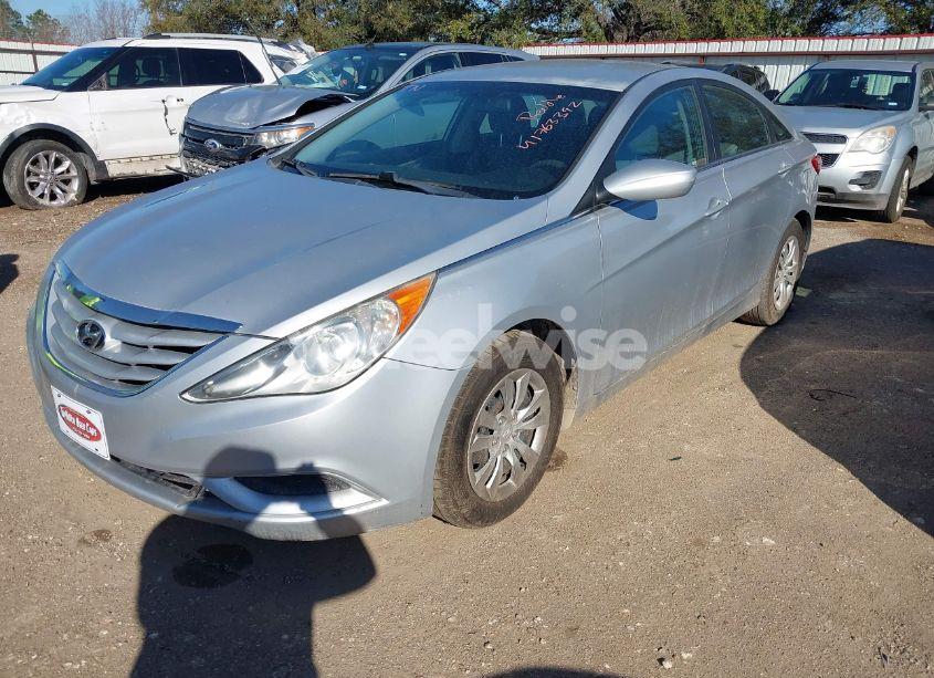 Photo 2 of 2011 Hyundai Sonata GLS (VIN 5NPEB4AC4BH153017)