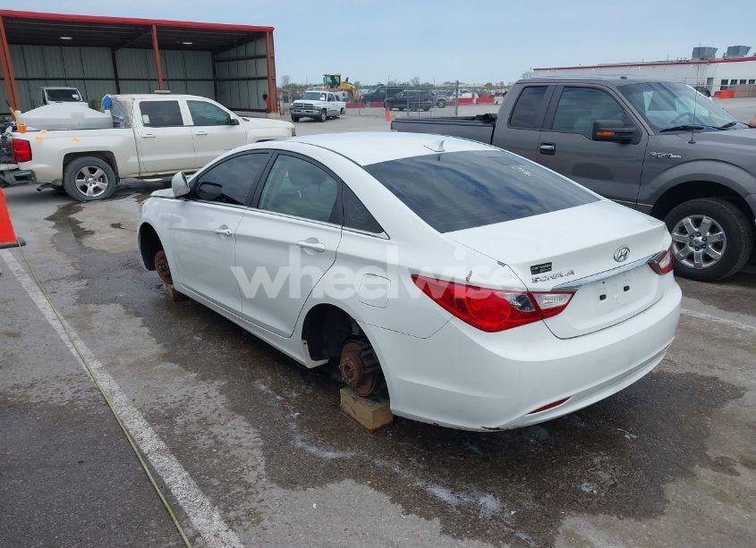 Photo 3 of 2011 Hyundai Sonata GLS (VIN 5NPEB4AC4BH209666)