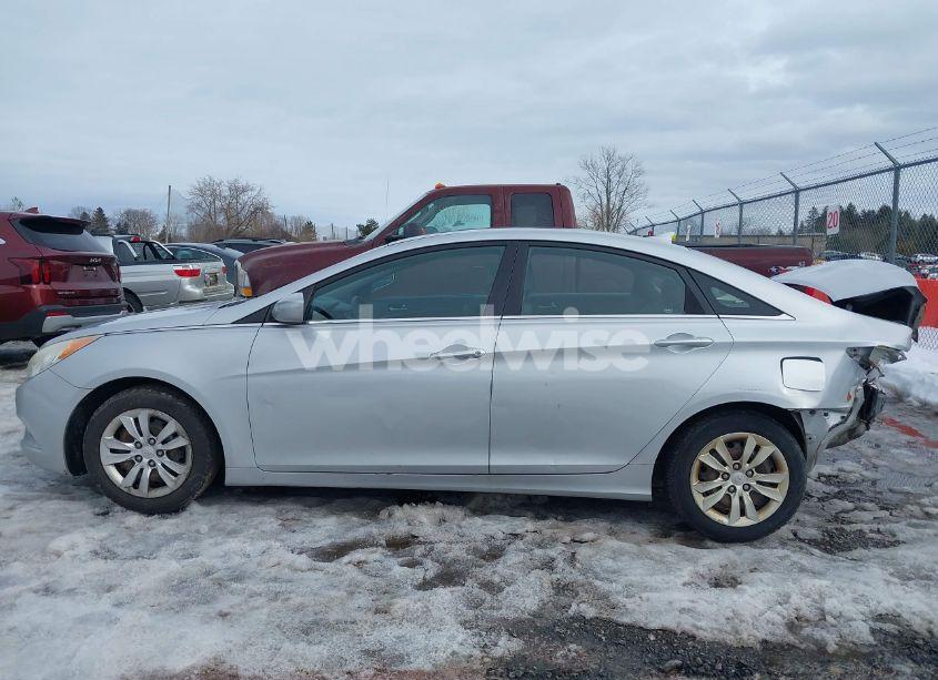 Photo 14 of 2011 Hyundai Sonata GLS (VIN 5NPEB4AC4BH224443)