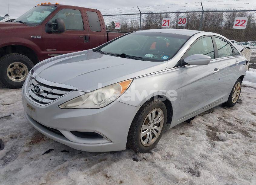 Photo 2 of 2011 Hyundai Sonata GLS (VIN 5NPEB4AC4BH224443)