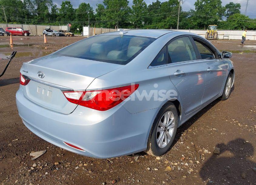 Photo 4 of 2011 Hyundai Sonata GLS (VIN 5NPEB4AC4BH233272)