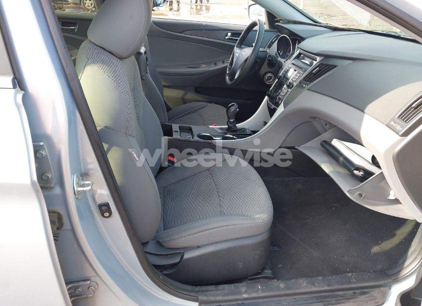 Photo 5 of 2011 Hyundai Sonata GLS (VIN 5NPEB4AC4BH233272)