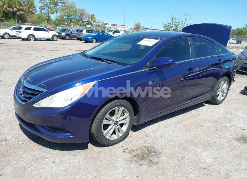 Photo 2 of 2011 Hyundai Sonata GLS (VIN 5NPEB4AC4BH242862)