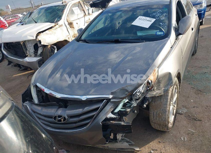 Photo 12 of 2011 Hyundai Sonata GLS (VIN 5NPEB4AC4BH244272)