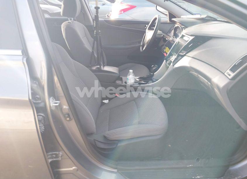 Photo 5 of 2011 Hyundai Sonata GLS (VIN 5NPEB4AC4BH244272)