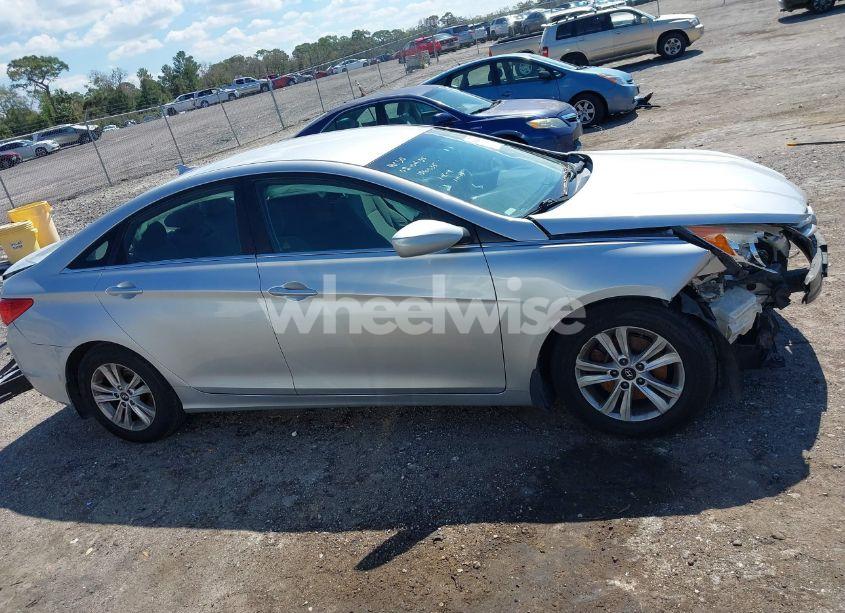 Photo 13 of 2011 Hyundai Sonata GLS (VIN 5NPEB4AC4BH277501)