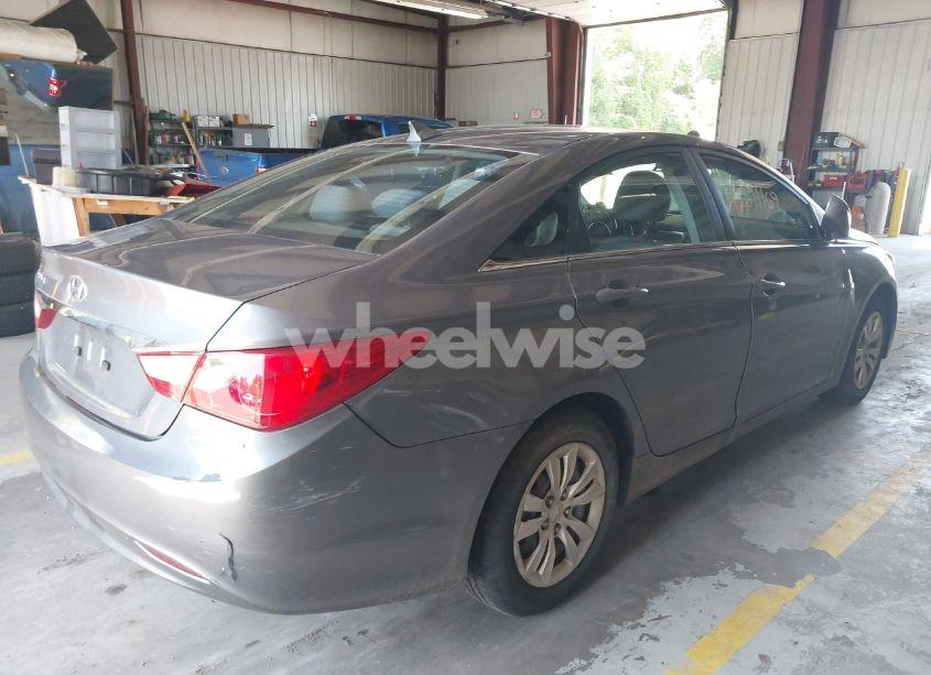 Photo 4 of 2011 Hyundai Sonata GLS (VIN 5NPEB4AC4BH289339)