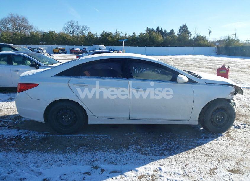 Photo 13 of 2011 Hyundai Sonata GLS (VIN 5NPEB4AC4BH298428)