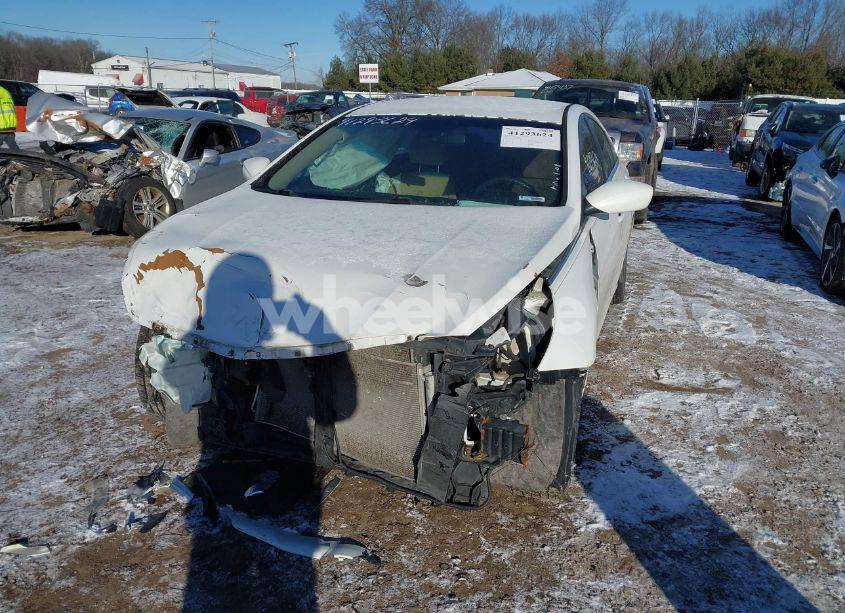 Photo 2 of 2011 Hyundai Sonata GLS (VIN 5NPEB4AC4BH298428)