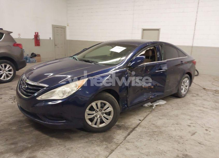 Photo 2 of 2011 Hyundai Sonata GLS (VIN 5NPEB4AC4BH305636)