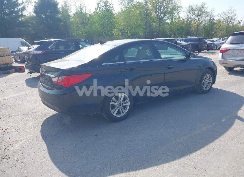 Photo 4 of 2012 Hyundai Sonata GLS (VIN 5NPEB4AC4CH315181)