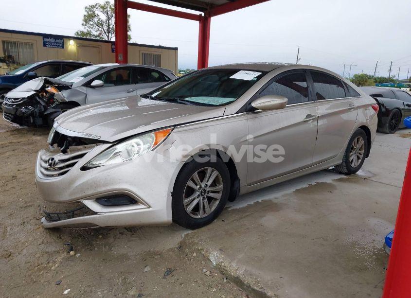 Photo 2 of 2012 Hyundai Sonata GLS (VIN 5NPEB4AC4CH320493)