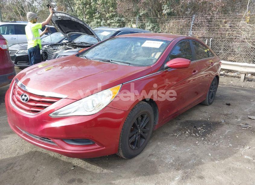 Photo 2 of 2012 Hyundai Sonata GLS (VIN 5NPEB4AC4CH335799)