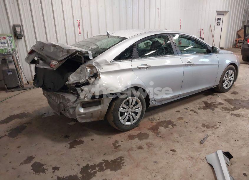 Photo 4 of 2012 Hyundai Sonata GLS (VIN 5NPEB4AC4CH351436)