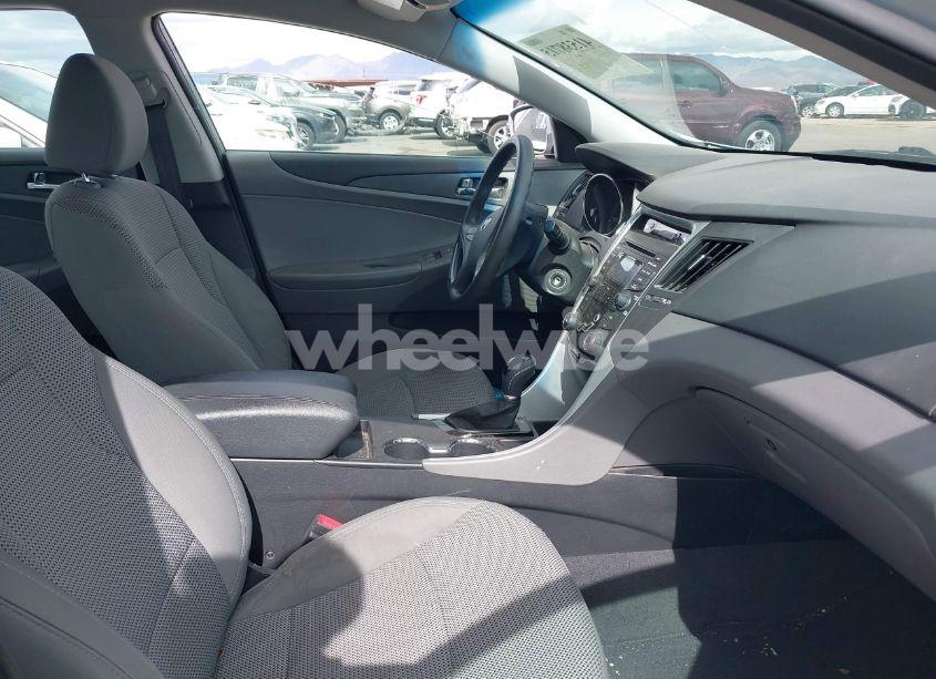 Photo 5 of 2012 Hyundai Sonata GLS (VIN 5NPEB4AC4CH352313)