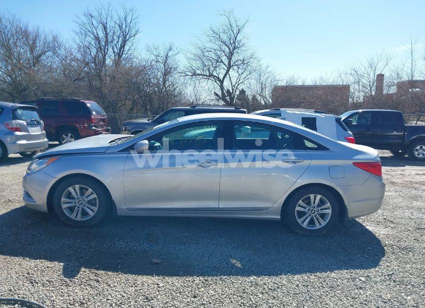 Photo 14 of 2012 Hyundai Sonata GLS (VIN 5NPEB4AC4CH361920)