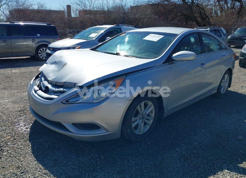 Photo 2 of 2012 Hyundai Sonata GLS (VIN 5NPEB4AC4CH361920)