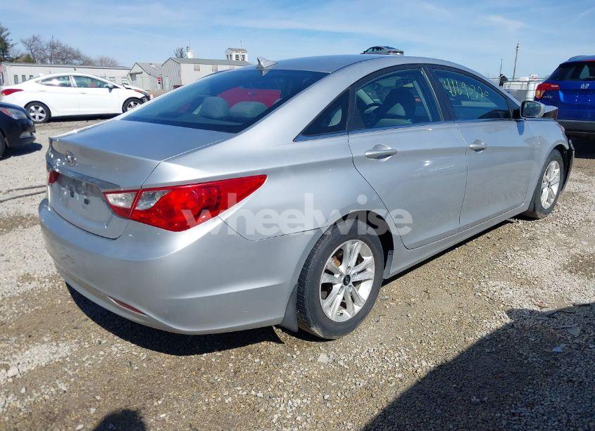 Photo 4 of 2012 Hyundai Sonata GLS (VIN 5NPEB4AC4CH361920)