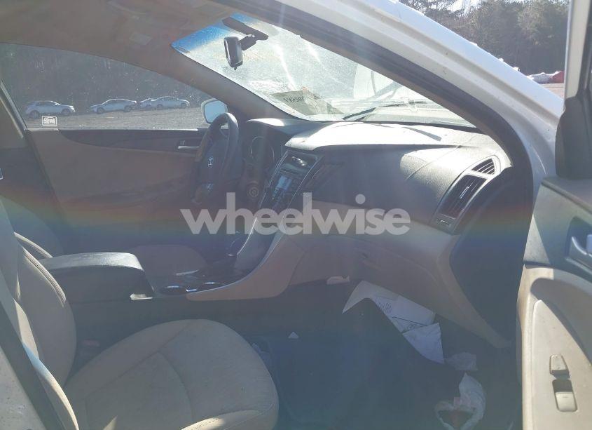 Photo 4 of 2012 Hyundai Sonata GLS (VIN 5NPEB4AC4CH386266)