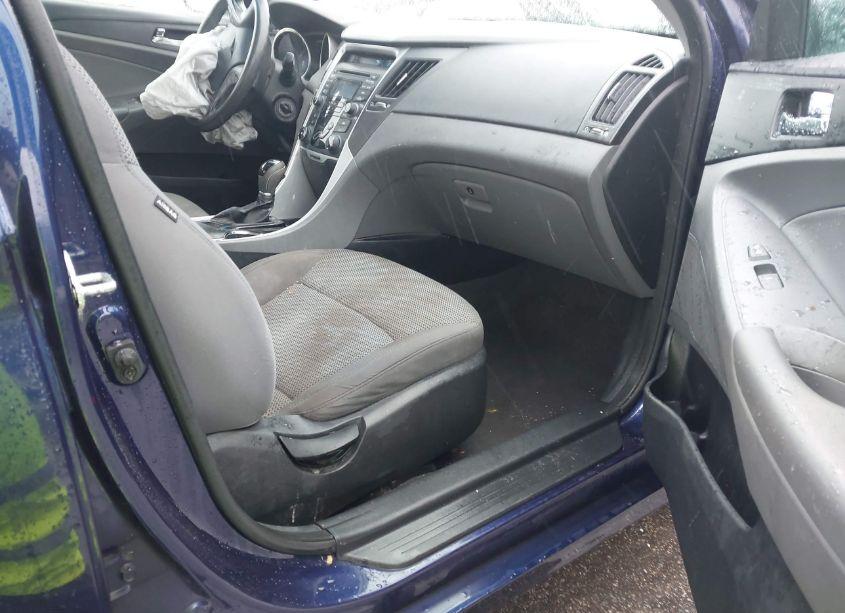 Photo 5 of 2012 Hyundai Sonata GLS (VIN 5NPEB4AC4CH404457)